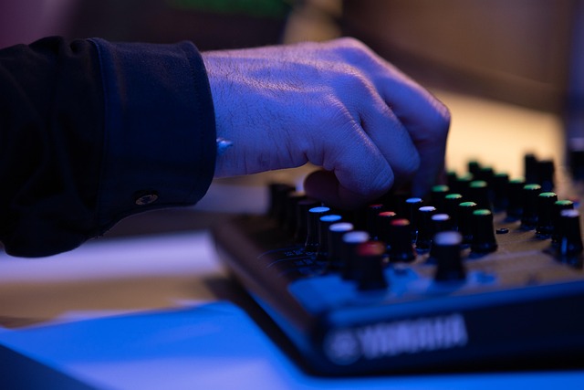 podcast de marque : pourquoi investir dans ce format audio en 2025 ?