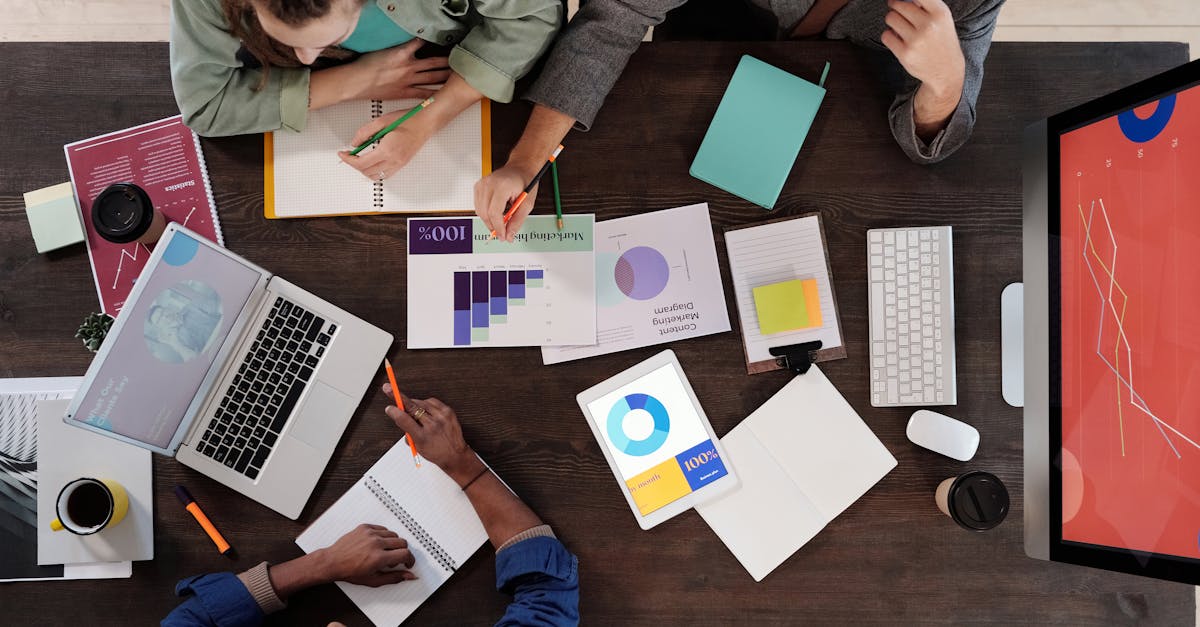découvrez nos conseils pour optimiser l'organisation de votre espace de travail. améliorez votre productivité et votre confort avec des astuces pratiques pour un bureau bien rangé et fonctionnel.